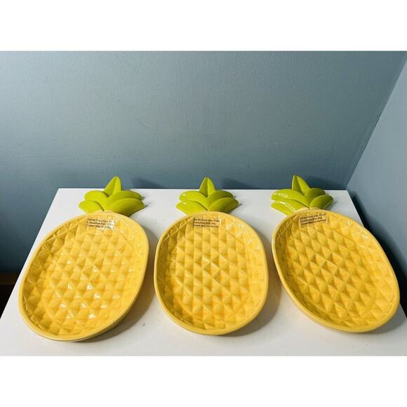 (3) NWT Pineapple Ceramic 12 3/4” Yellow Wall Hanging Decor HD Designs Outdoor - Picture 11 of 11
